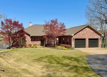 370 CHAPPEL HILL Road