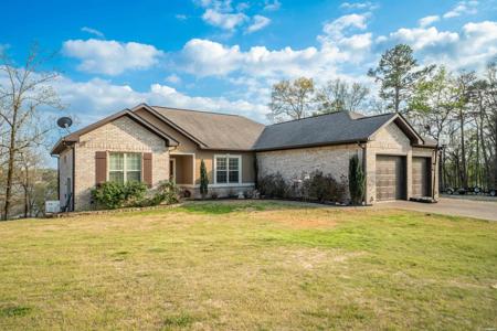 144 W MOUNTAIN VIEW Circle