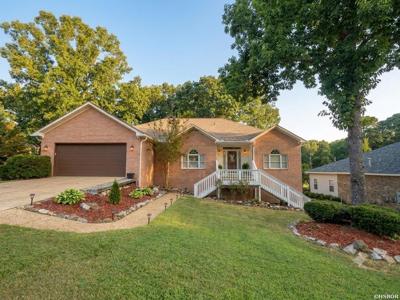 104 NEWMAN Place