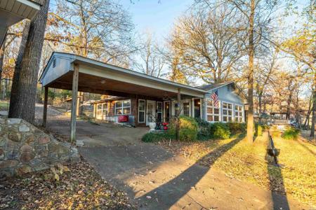 343 ARROWHEAD Drive