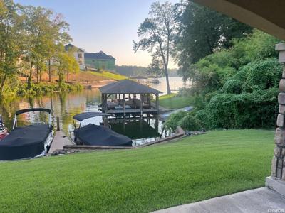 402 HALTERIA Lane