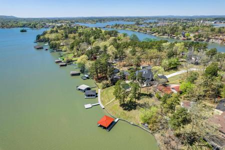326 LOOKOUT Point