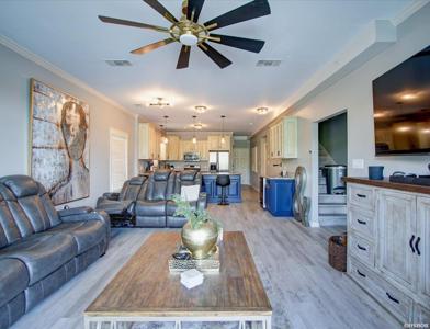 532 GRAND POINT