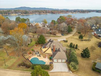 143 BLUE HERON Drive