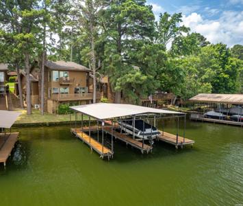 200 DISCOVERY BAY Lane
