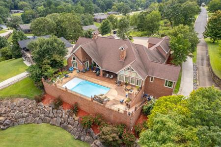160 COUGAR Terrace
