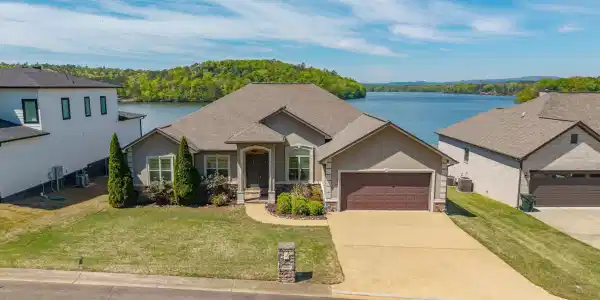 161 GIBBINS Trail
