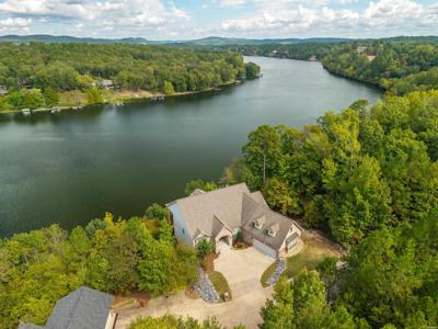 138 WATERFRONT Court