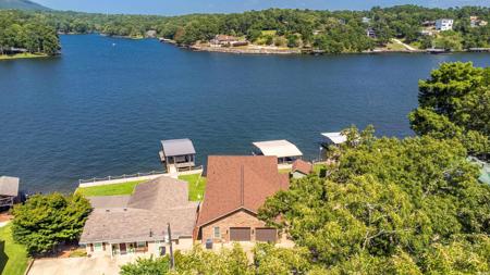 220 MCDONALD Loop