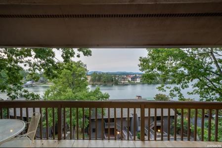 200 HAMILTON OAKS Drive
