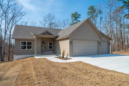 307 DIAMONDHEAD Drive