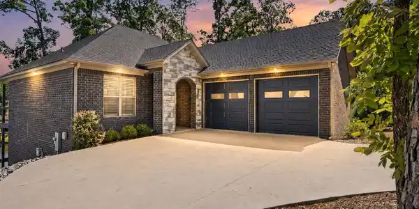 48 PANORAMA Drive