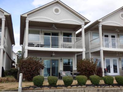 183 VILLA POINTE