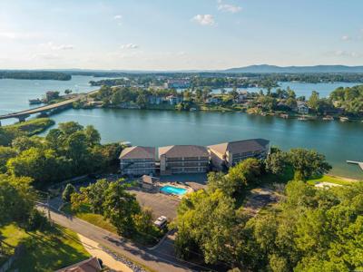 117 LOOKOUT Point
