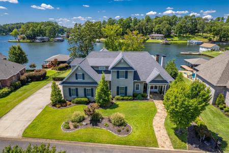 152 BRIDGEWATER Point