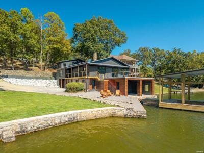 186 RIVERSIDE Drive