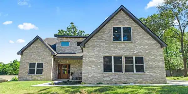 168 PICO Circle