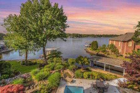 164 BLUE HERON Drive