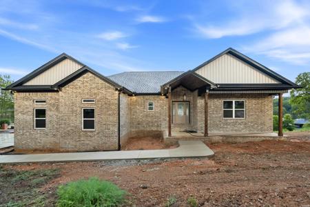 173 COUGAR Terrace