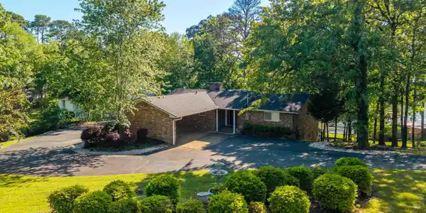 115 WESTPORT Point
