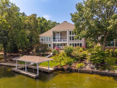 164 BLUE HERON Drive