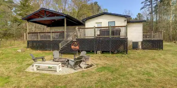 2299 TIMBERLAKE Drive
