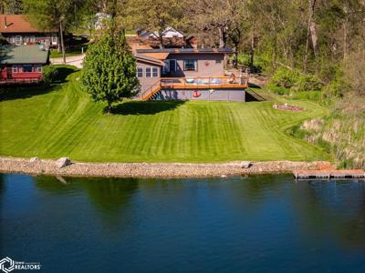2142 Pine Bend