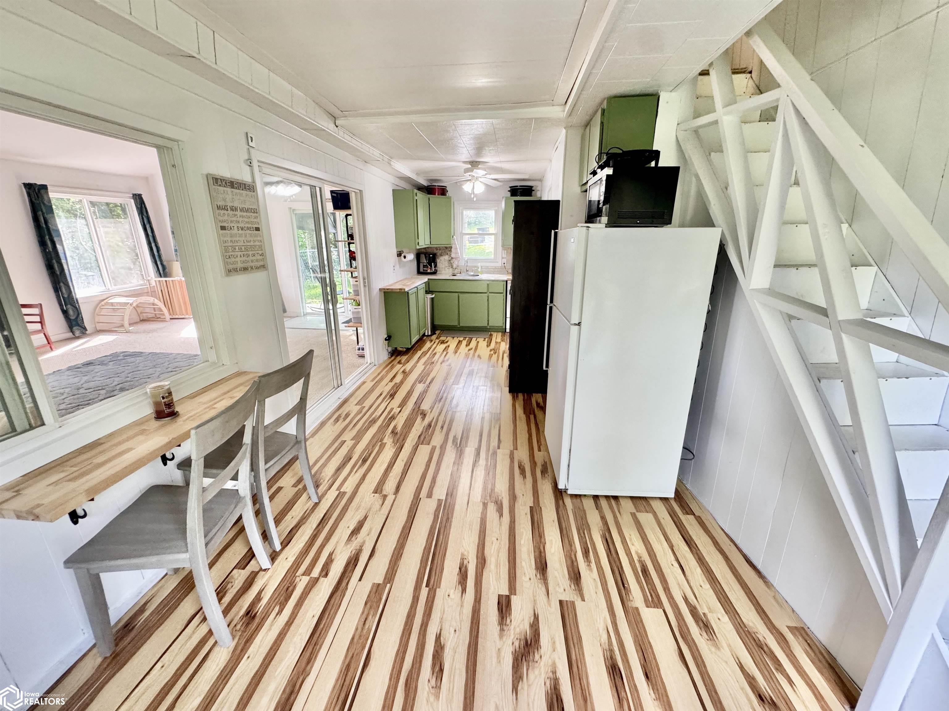 Image 2: As you step in the back door