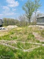 225A Woodland