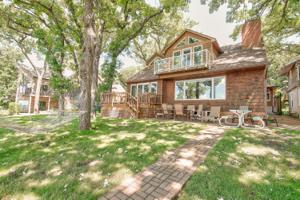 1705 Lakeshore Drive