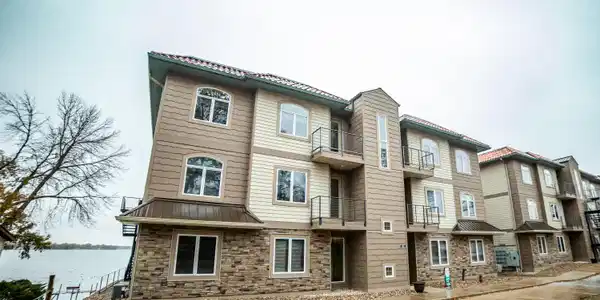 1112 Gordon Drive