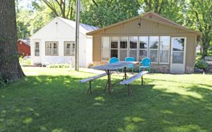 15452 & 15 Percival Drive