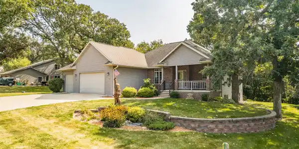 17162 Walnut