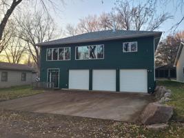 15423 Lakeview Drive