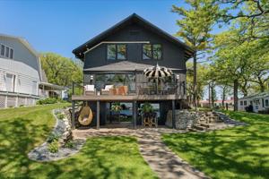 1603 Lakeshore