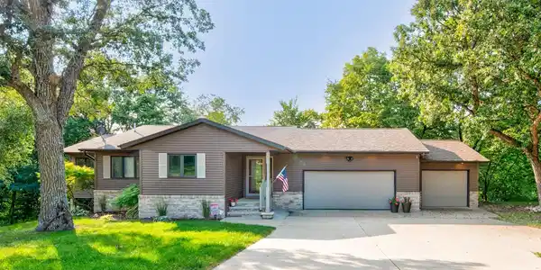 25800 Woodside
