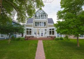 1903 Lakeshore Drive