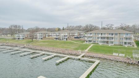 1114 Hwy 71