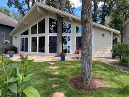 15801 Lakeshore