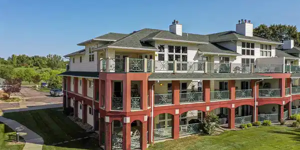 1605 Charlstrom Bch RD.