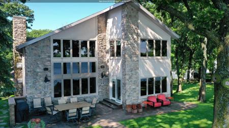 1012 Hill