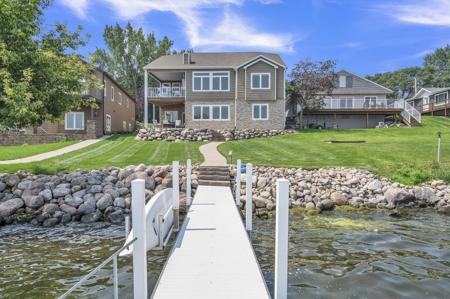3012 Lakeview
