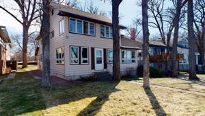 2811 Lakeshore Drive