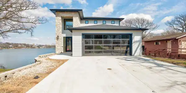 2507 Francis Sites