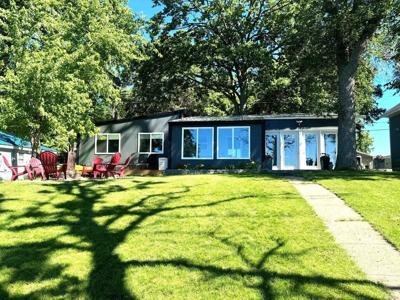 24641 McClelland