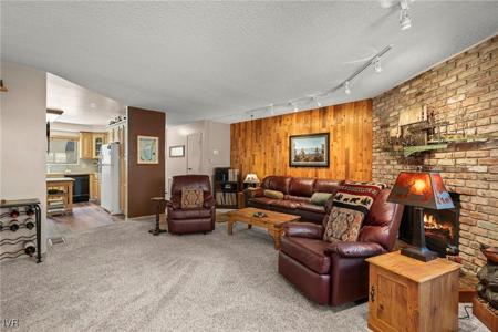 321 Ski Way