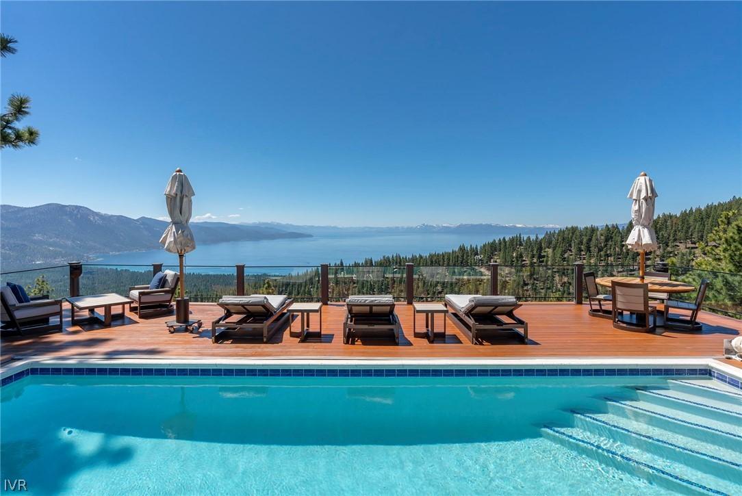 Image 1: Back deck lake view