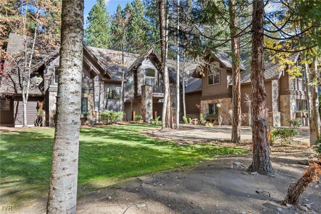 Image 2: Lush Landscaping