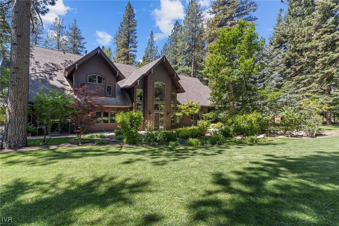 Image 4: Beautiful Lot