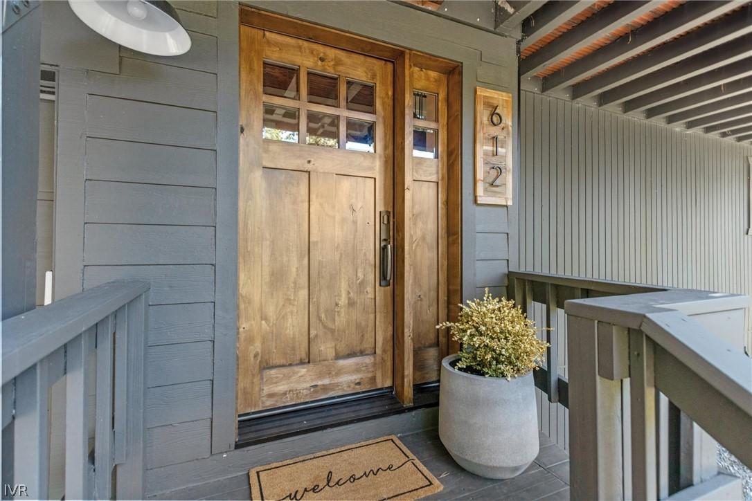 Image 3: Exterior Front Entry